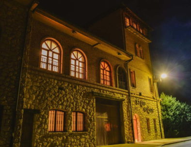 fachada del hotel rural Casa del Cofrade en Rioja