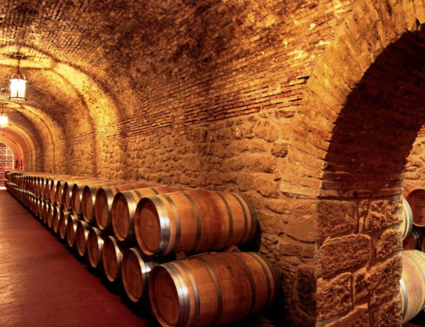 Tunel en bodegas Riojanas en Cenicero