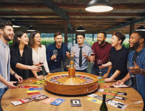 Casino del vino con grupo de trabajo